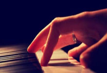 AC米兰客场逆转，取得关键胜利